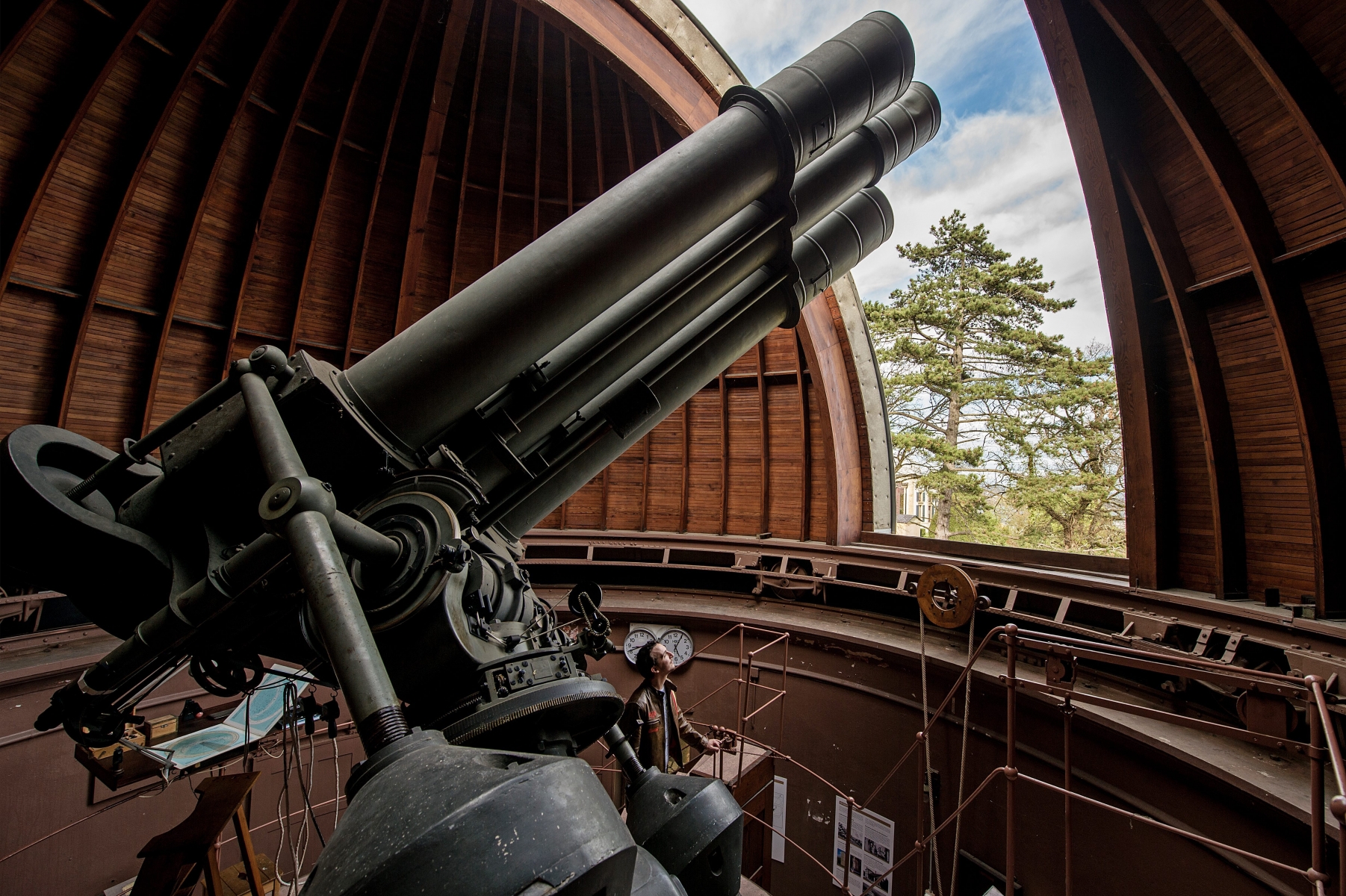 Coupole de l'observatoire: Lunette du pavillon Hirsch

Neuchatel, 08 04 2014
PHOTO DAVID MARCHON NEUCHATEL