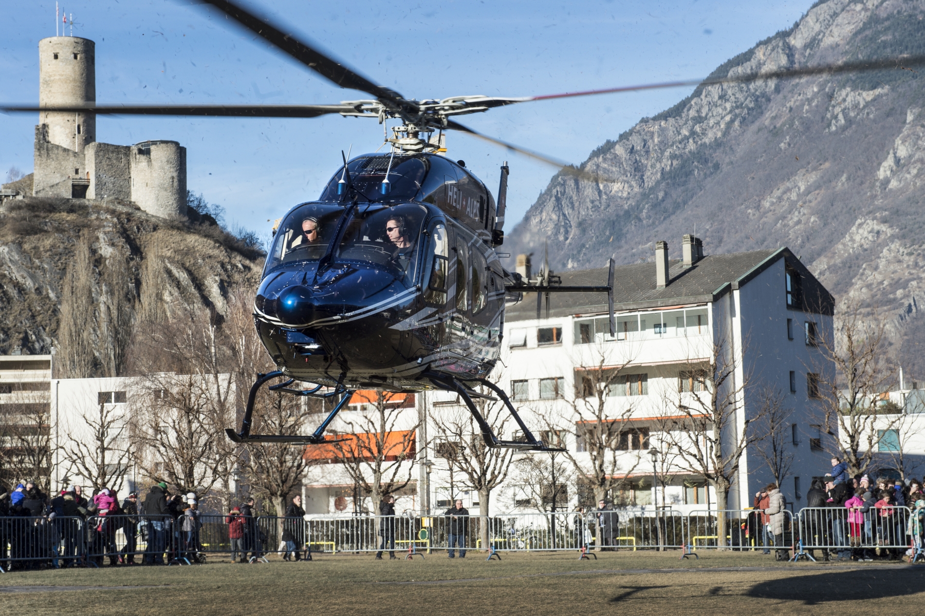 Plusieurs centaines de pilotes en Suisse seraient concernés par un âge limite de 60 ans. Il leur serait presque impossible d'envisager une reconversion professionnelle.