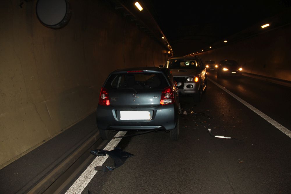 L'accident s'est produit jeudi après-midi dans le tunnel du Mont-Terri. 
