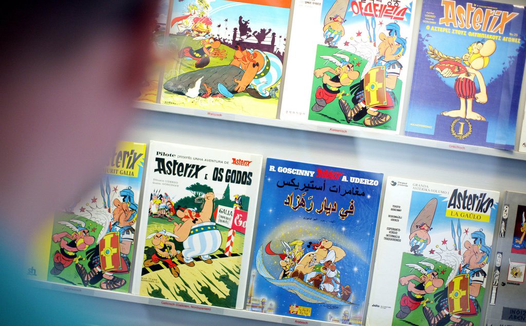 Les aventures d'Astérix, publiées par les éditions Albert-René, une filiale du groupe Hachette, constituent le plus grand succès de l'édition francophone.