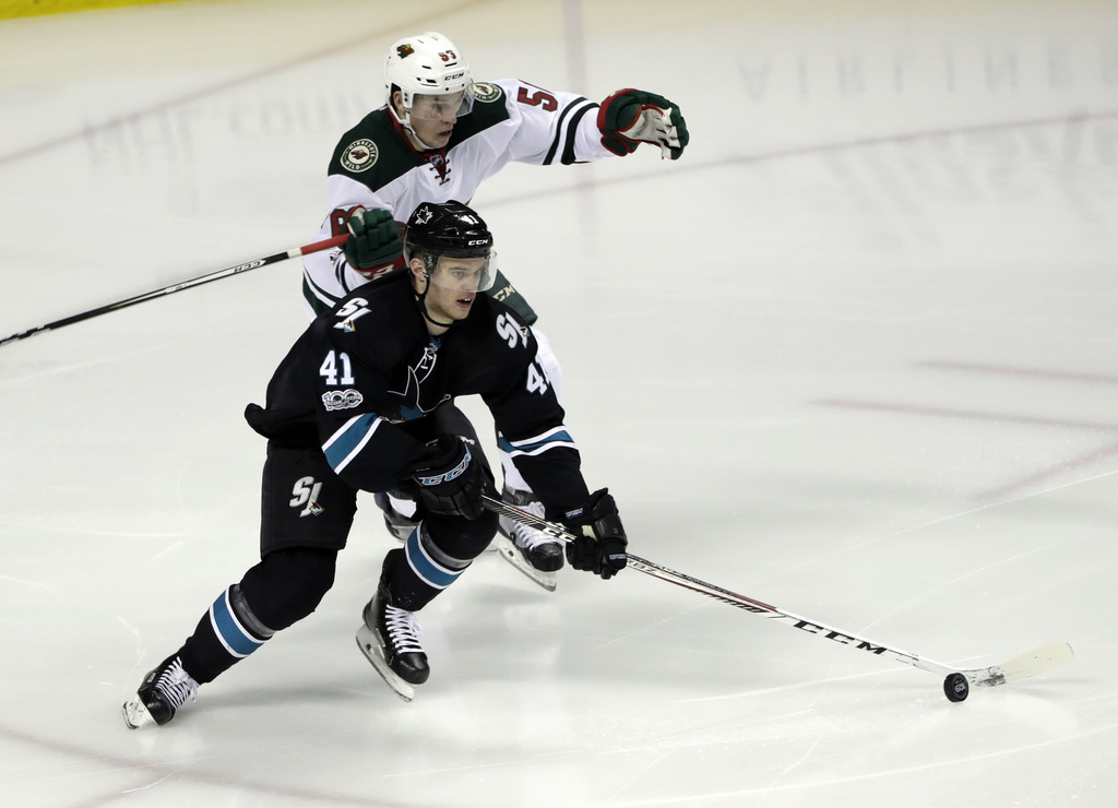 Le Zurichois de 21 ans, qui n'a joué son premier match de NHL de la saison que le 3 janvier, s'est illustré dès le premier tiers-temps.