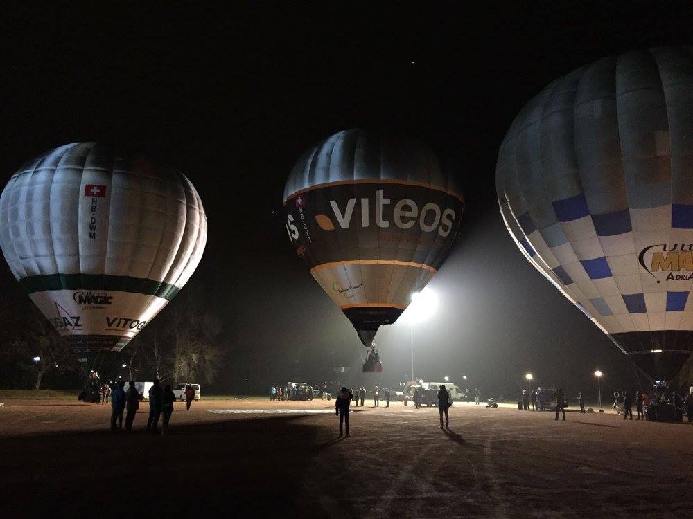 Les ballons ont décollé des Jeunes-Rives, à Neuchâtel, samedi matin à 3h19.