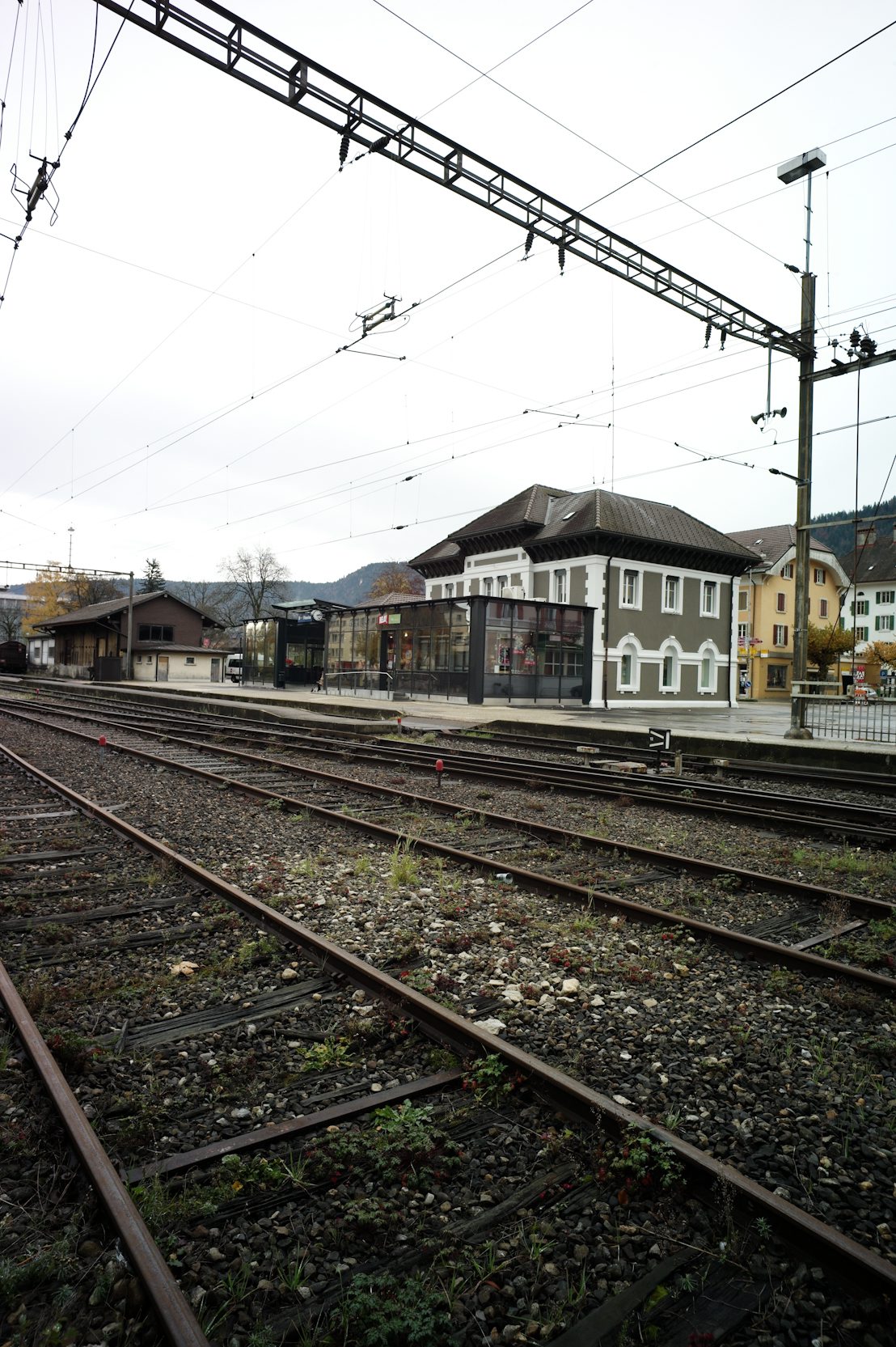 La gare de Fleurier entierement renovee

Fleurier, le 5 novembre 2011
Photo: Christian Galley