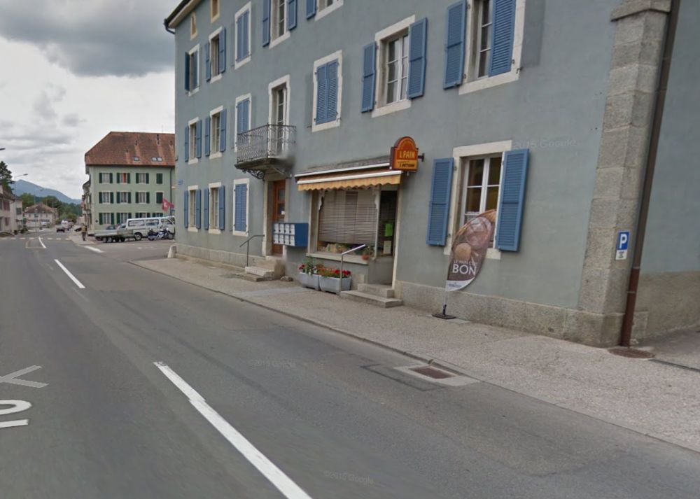 L'accident s'est produit devant cette boulangerie.