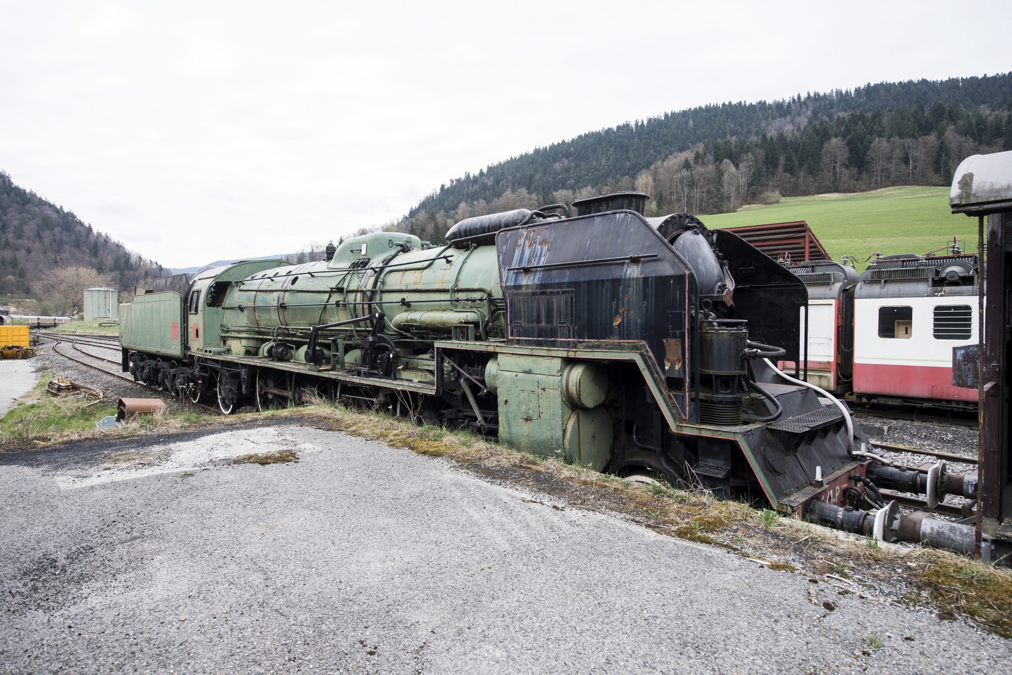 La locomotive 241P30 du Vapeur Val-de-Travers photographiée ce samedi à Saint-Sulpice.