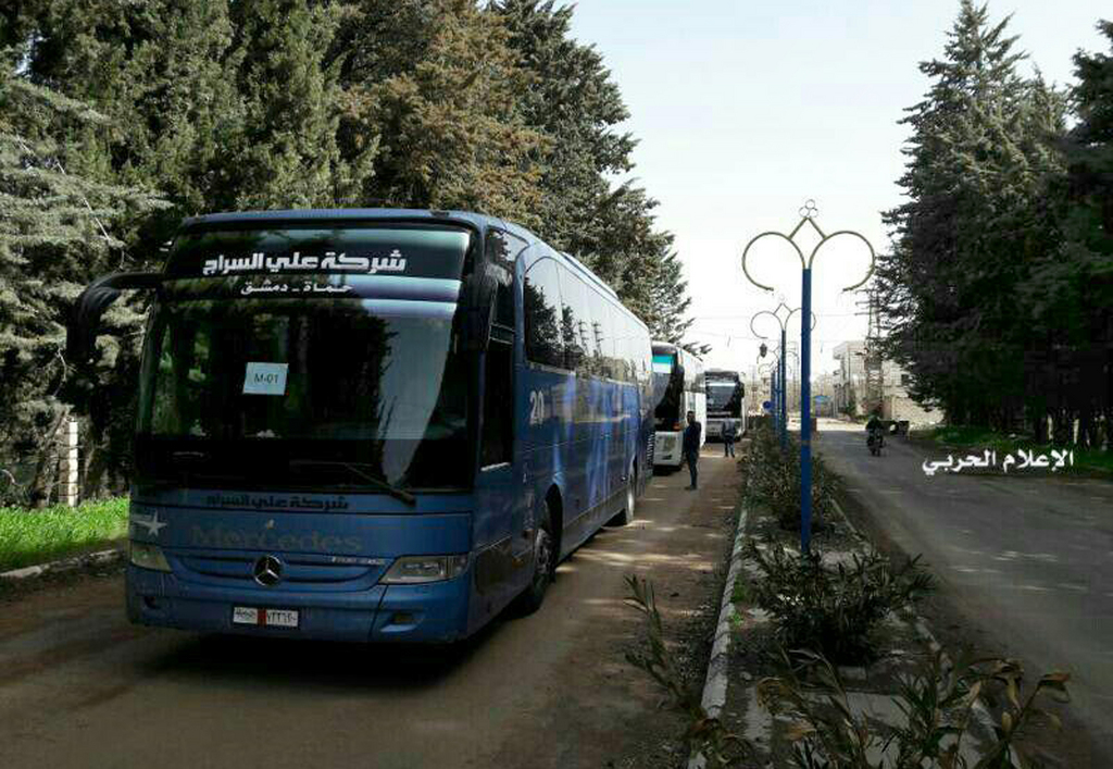 Plus de 80 bus sont arrivés pour évacuer les civils des quatre villes assiégées.