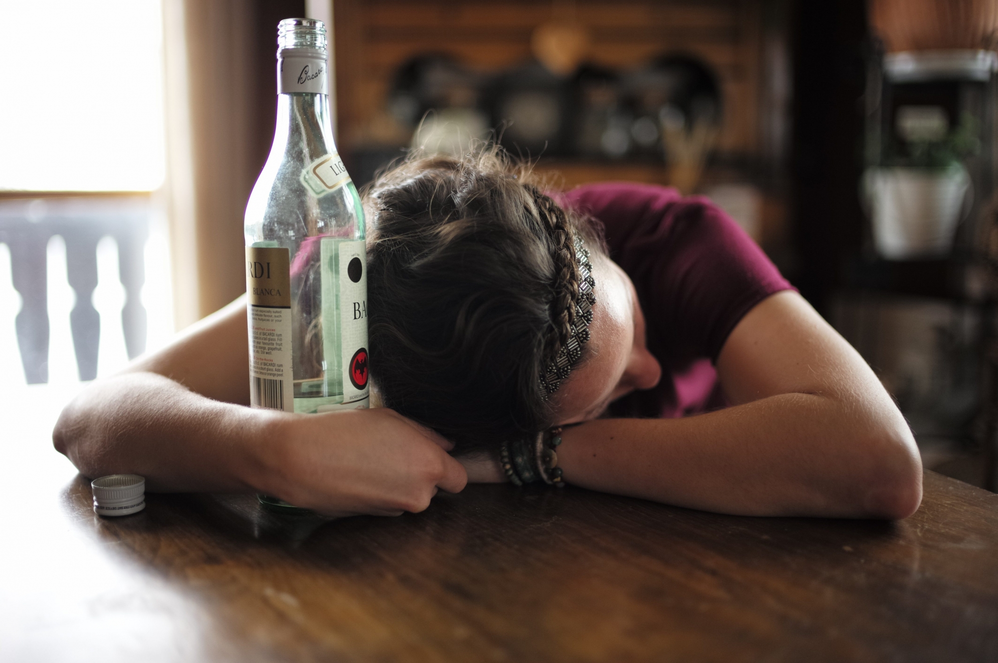 La consommation d'alcool peut aboutir à une grave dépendance.