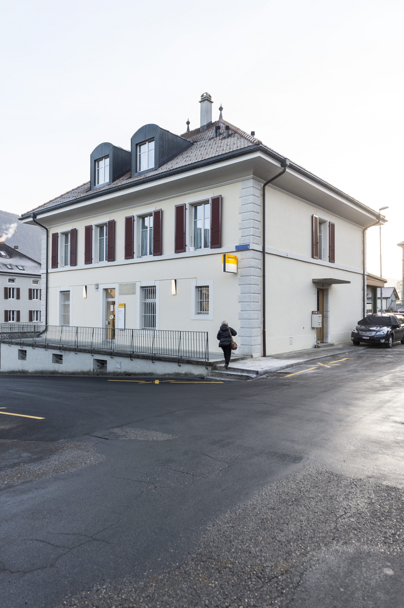 Office de la  Poste a Travers

Travers, le 16 decembre 2016
Photo: Lucas Vuitel