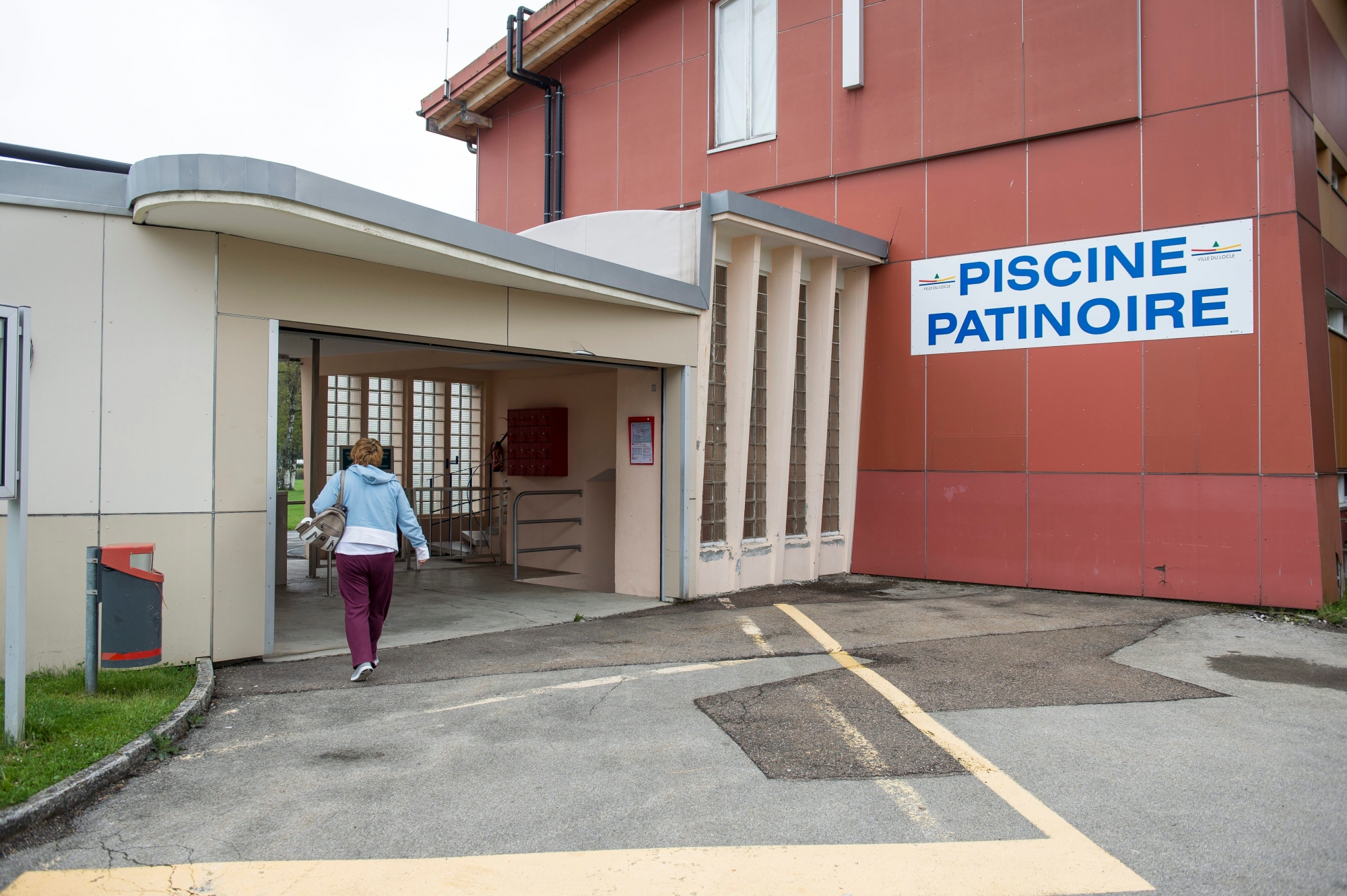 Ouverture de la piscine du Communal

Le Locle, le 14.05.2016
Photo : Lucas Vuitel LE  LOCLE