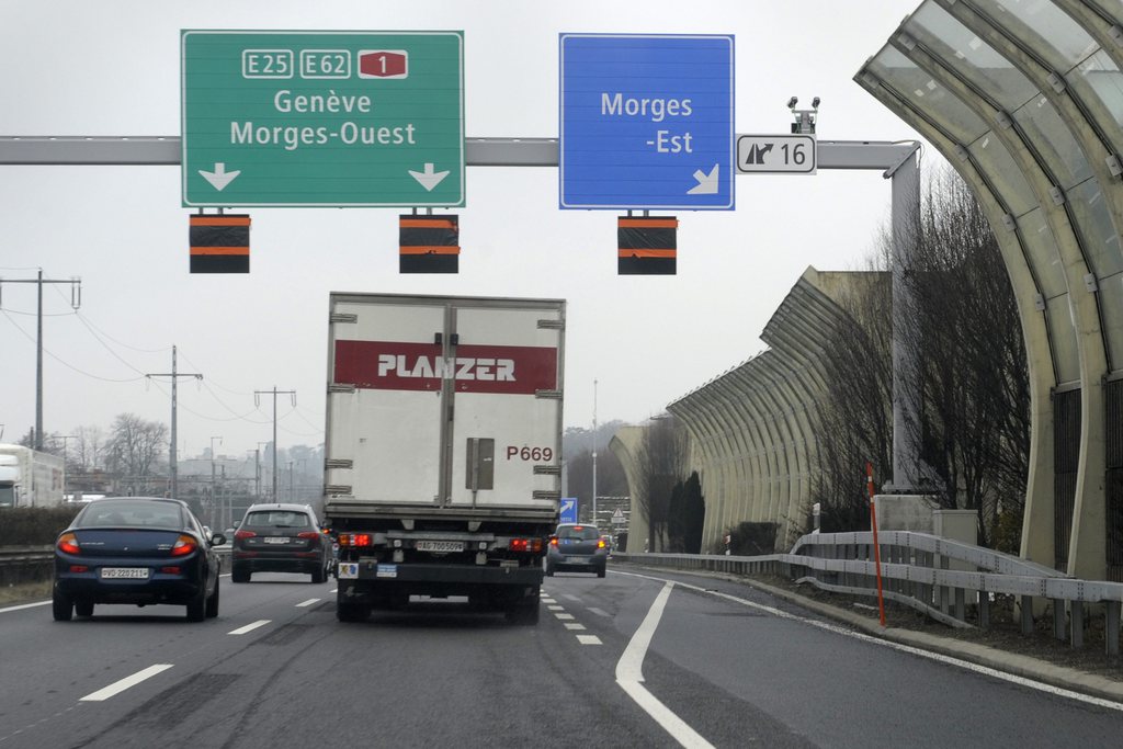 L'Association Transports et Environnement (ATE) a présenté ses solutions pour le délestage de Morges (VD). Elle accepte le grand contournement autoroutier à condition qu'il s'accompagne de déclassements en boulevards urbains des tronçons Lausanne-Sud-Morges et Ecublens-Villars-Ste-Croix.