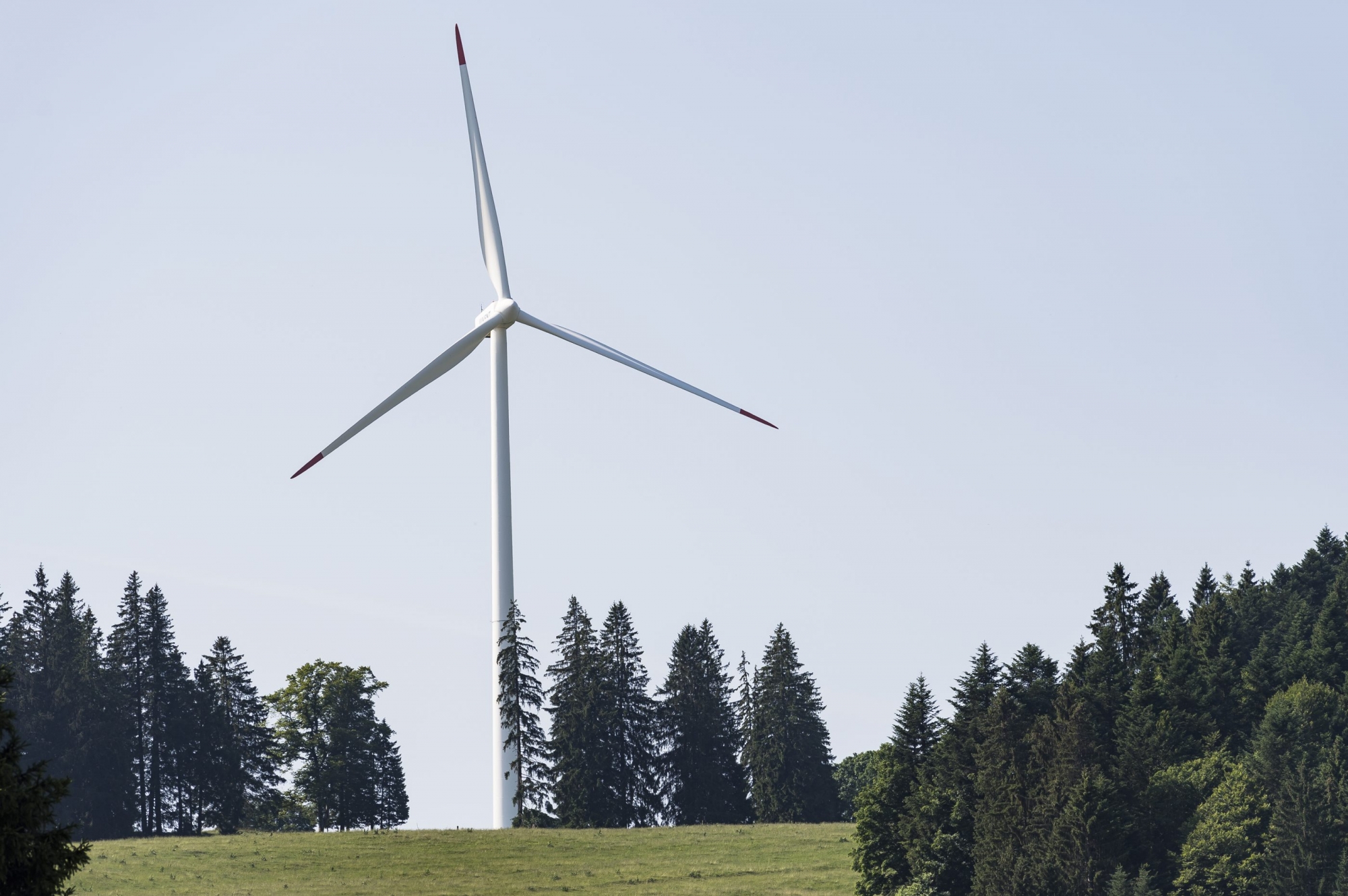 Le parc éolien du Crêt-Meuron est actuellement mis à l’enquête publique.