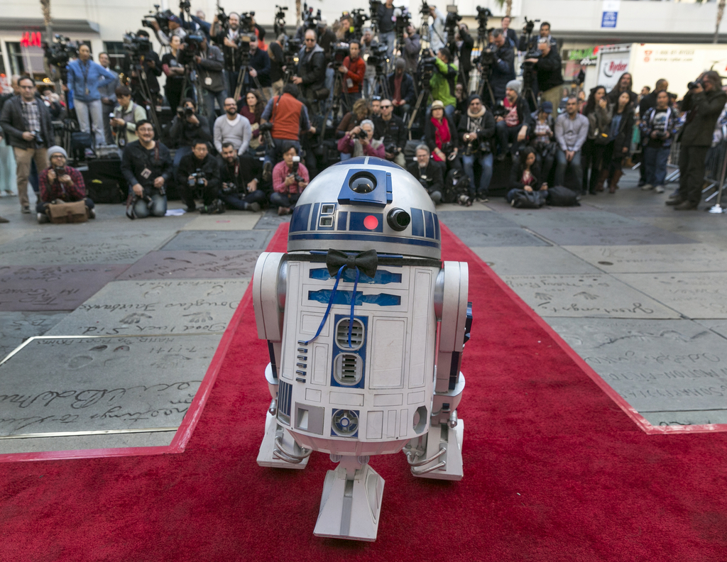 Mesurant à peine plus d'un mètre sur ses roulettes, ce R2-D2 a été adjugé à un mystérieux acheteur pour 2,76 millions de dollars (2,64 millions de francs). (illustration)