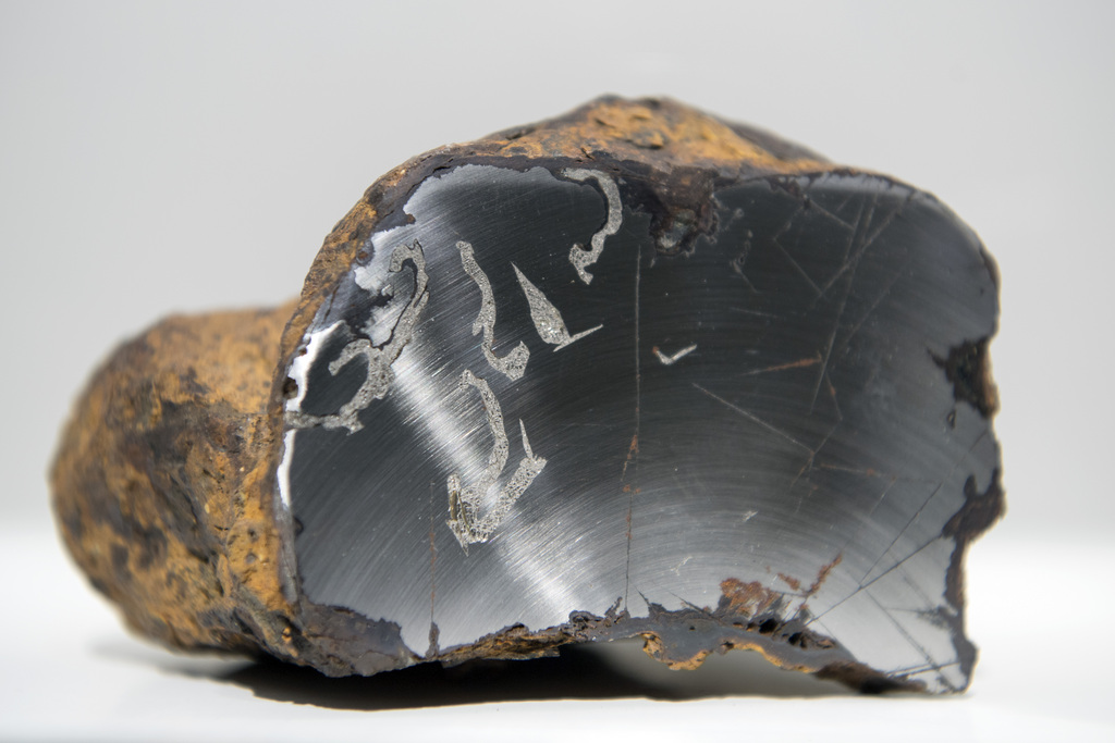 La météorite trouvée lundi aux Pays-Bas pourrait apporter des renseignements sur la création de notre planète. 