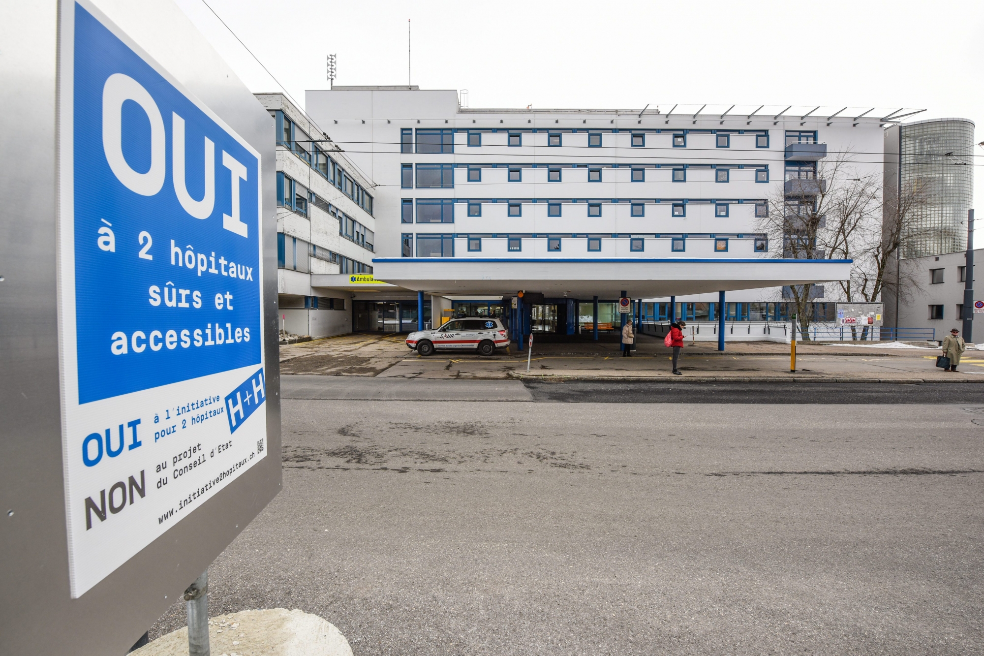 Vue de l'exterieur du batiment de l'hopital

La Chaux-de-Fonds, le 12 fevrier 2017
Photo: Christian Galley LA CHAUX-DE-FONDS