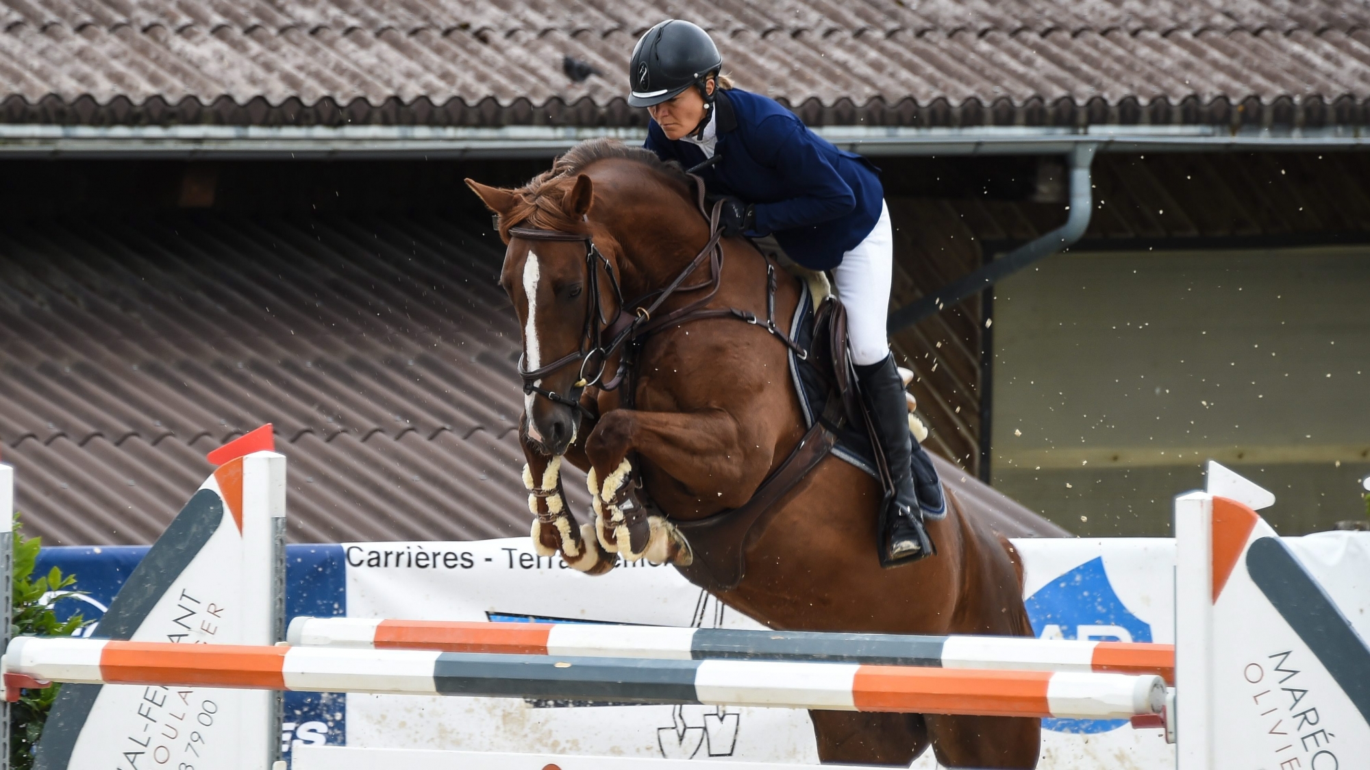 Concours hippique du manege Gerber.
Karine Christen Gerber sur Ureka de la Roque

LA CHAUX-DE-FONDS 23 07 2016
Photo: Christian Galley HIPPISME