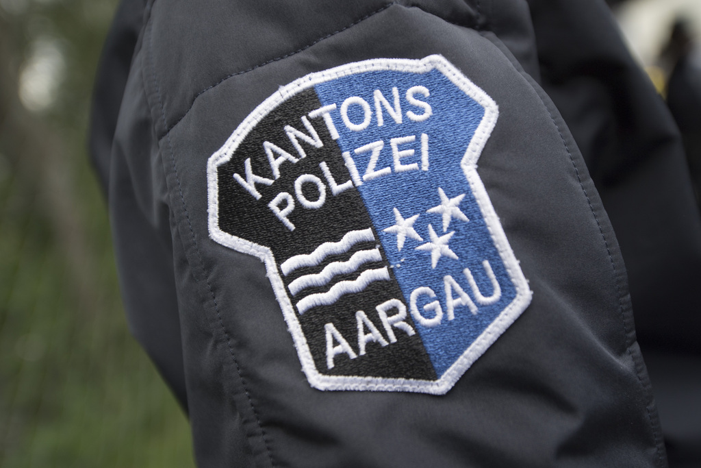 La conductrice a pu être arrêtée par une patrouille, après environ 8 kilomètres, à hauteur de Wettingen (AG). (illustration)