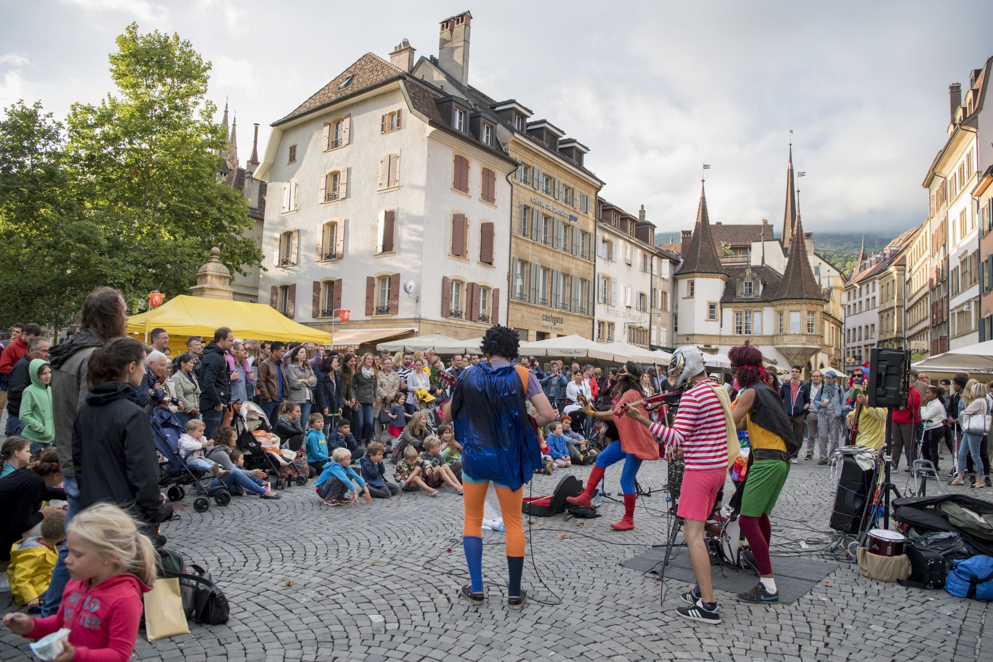Musiques, danses et spectacles animeront le centre-ville de Neuchâtel lors du Buskers Festival.