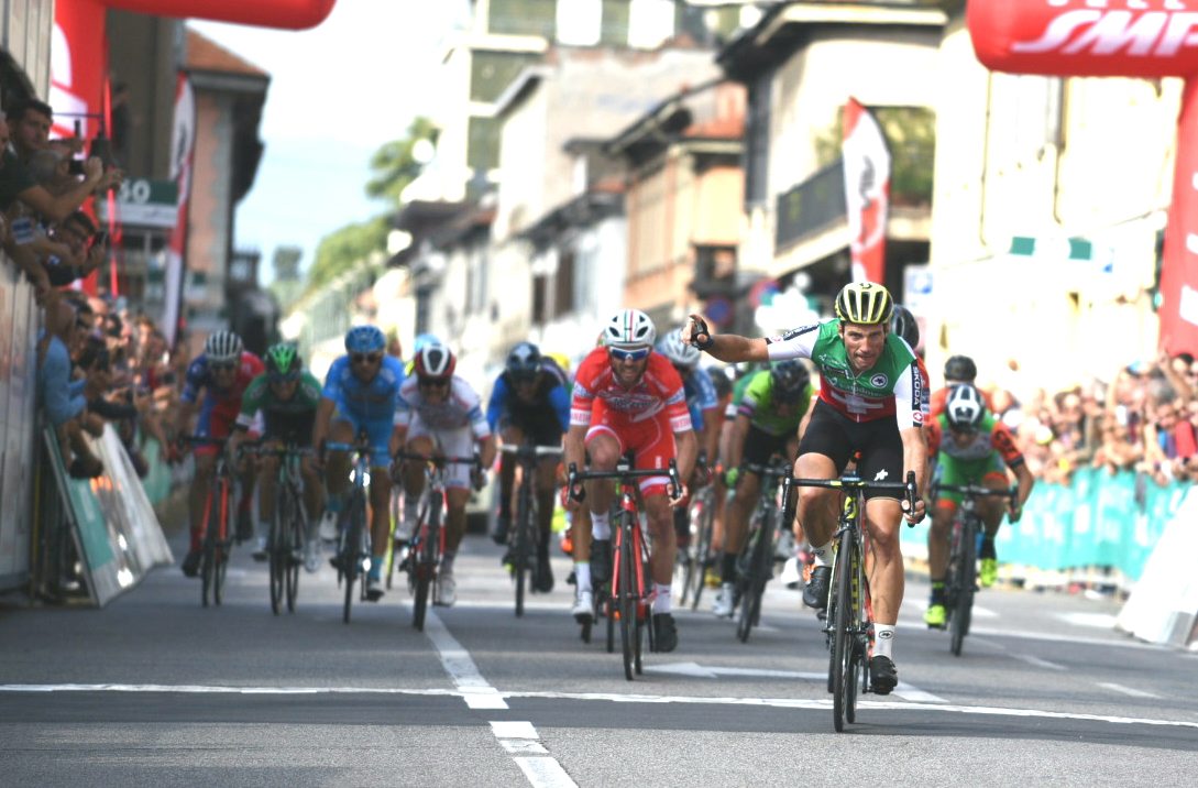 Michael Albasini a signé une belle victoire au sprint en Italie.