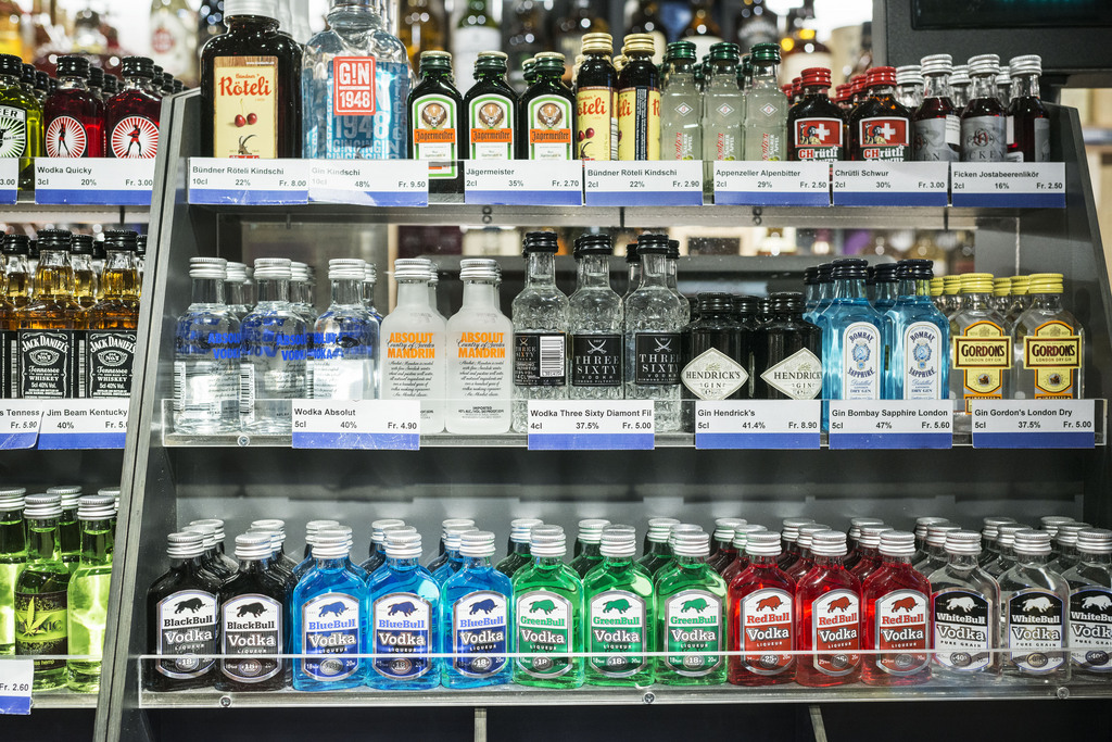 La révision partielle de la loi sur l'alcool aura des conséquences sur la production, l'importation et le commerce de spiritueux.