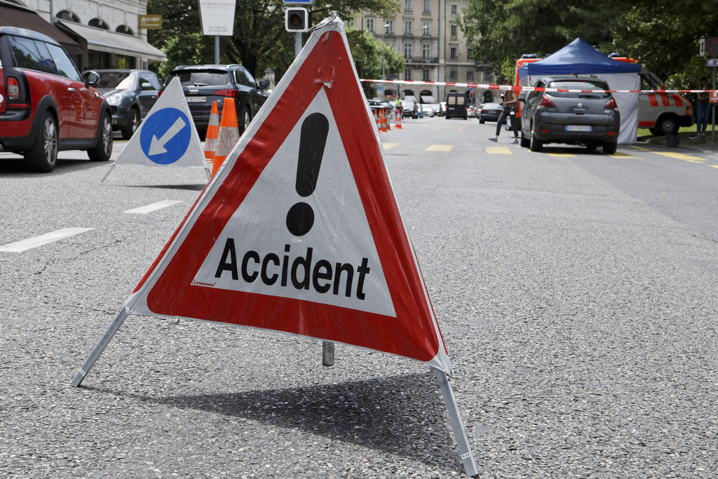 Les statistiques montrent que le nombre de jeunes tués sur les routes suisses est en augmentation. Et ce sont souvent les passagers qui trinquent pour l'imprudence du conducteur (illustration).