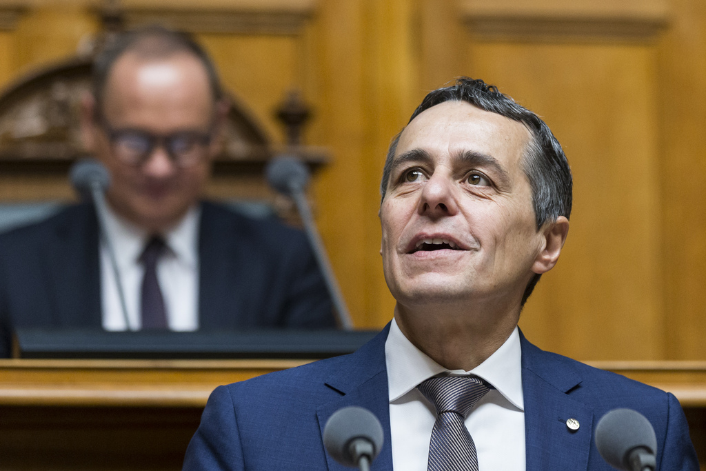 Ignazio Cassis reprend le Département des affaires étrangères.