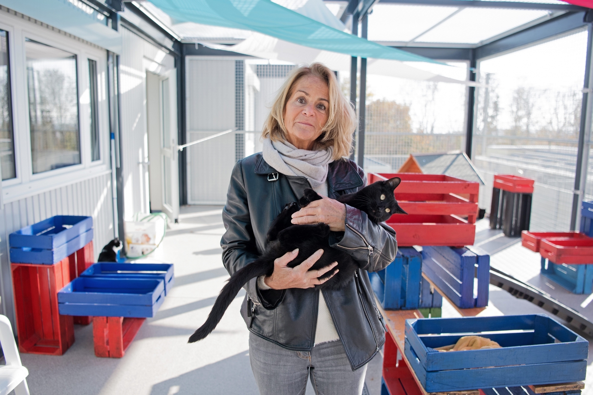 Chantal Yerly dans le nouveau refuge de la Spane, à Cottendart.  Photo © David Marchon