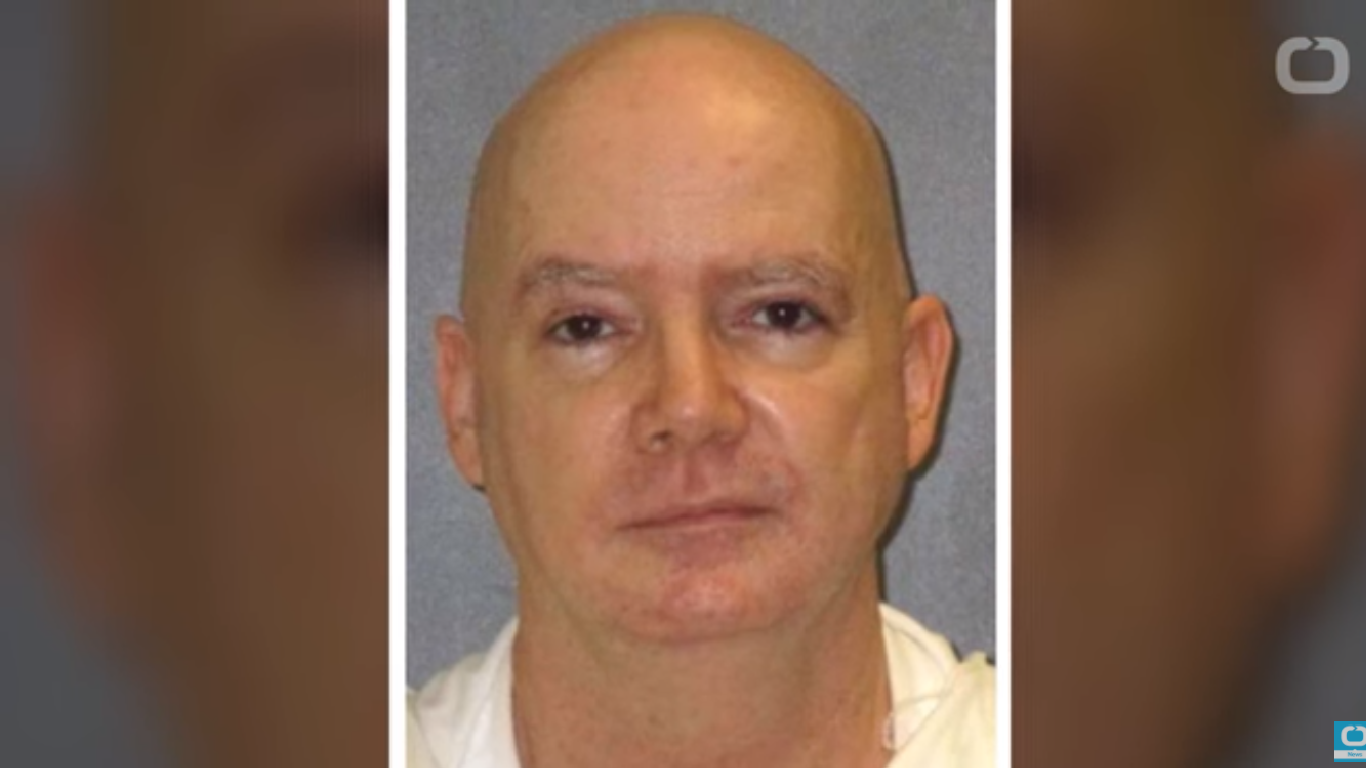 L'homme de 55 ans, surnommé le "Tourniquet killer" (le "tueur au garrot"), devait recevoir mercredi soir une injection létale dans sa prison au nord de Houston.