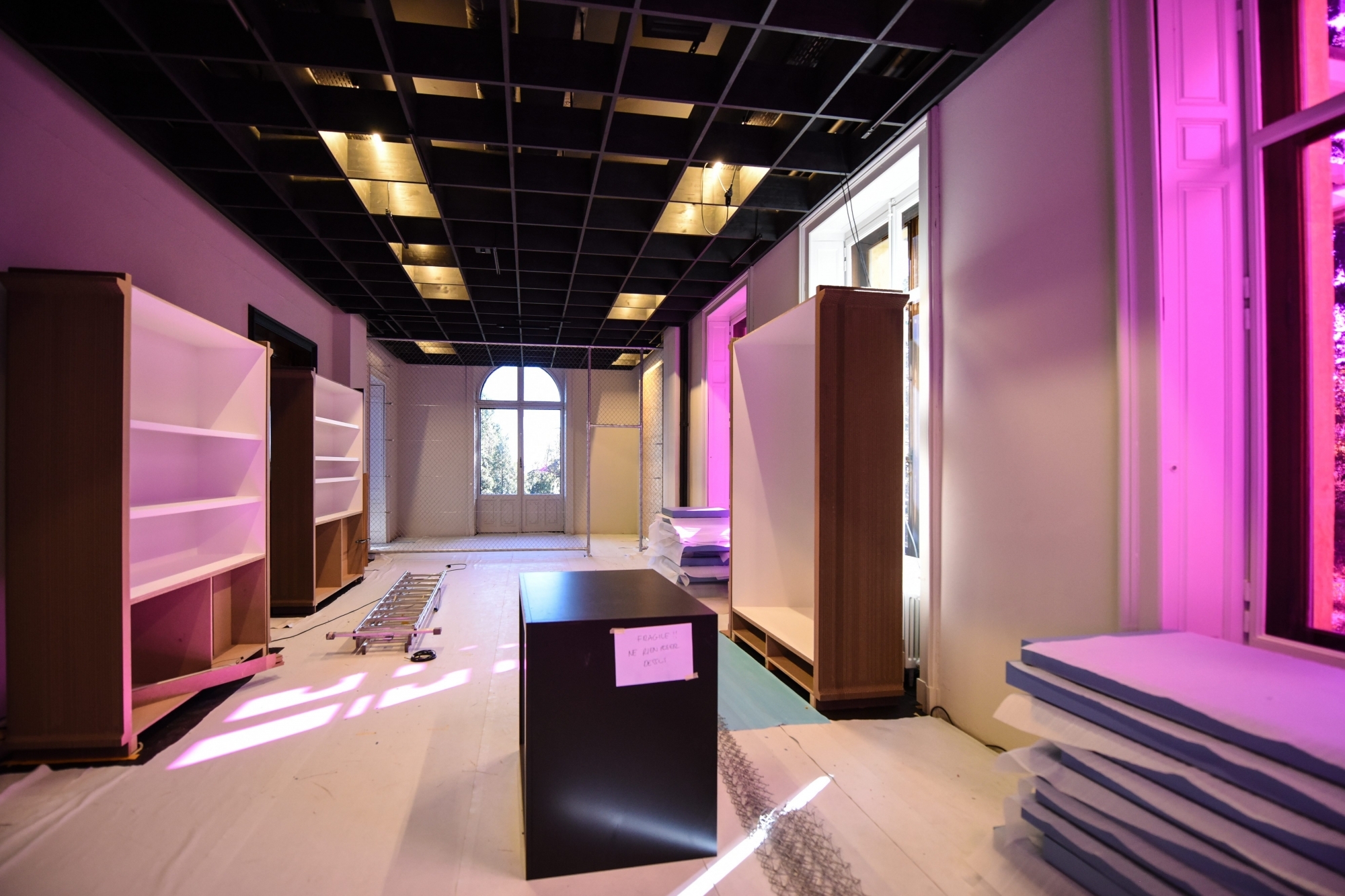 Chacun des neufs espaces de la villa de Pury sera autonome, permettant l'évolution de l'exposition du Musée d'ethnographie de Neuchâtel.   