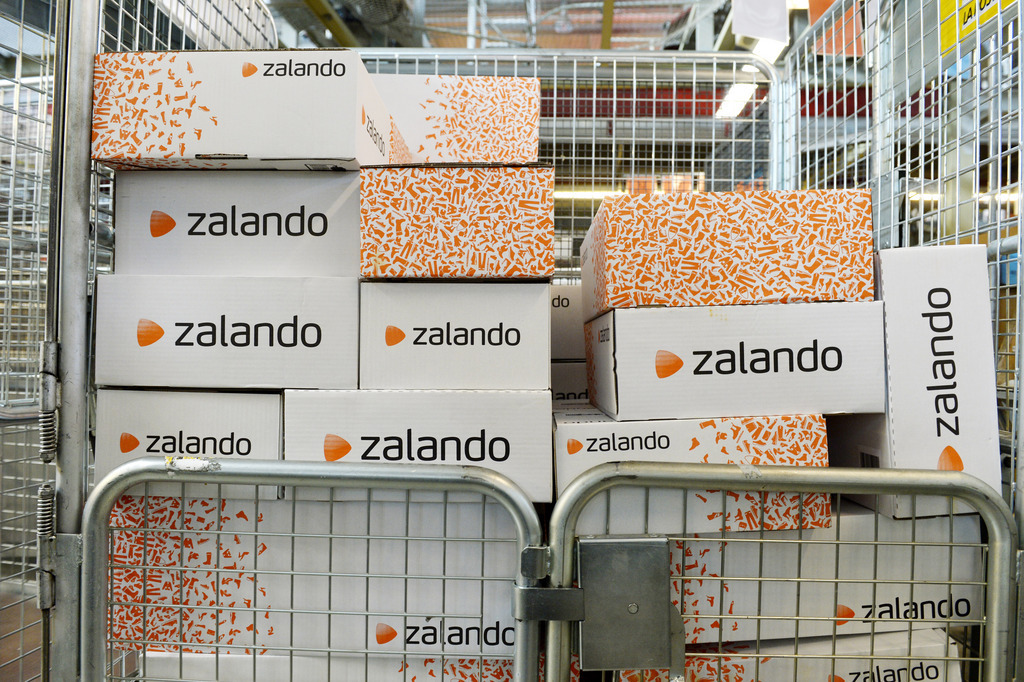 Le syndicat demande à ce que "Zalando Suisse garantisse pour ses sous-traitants des conditions de travail décentes et un salaire d'au moins 22 francs de l'heure", selon le communiqué. (illustration)
