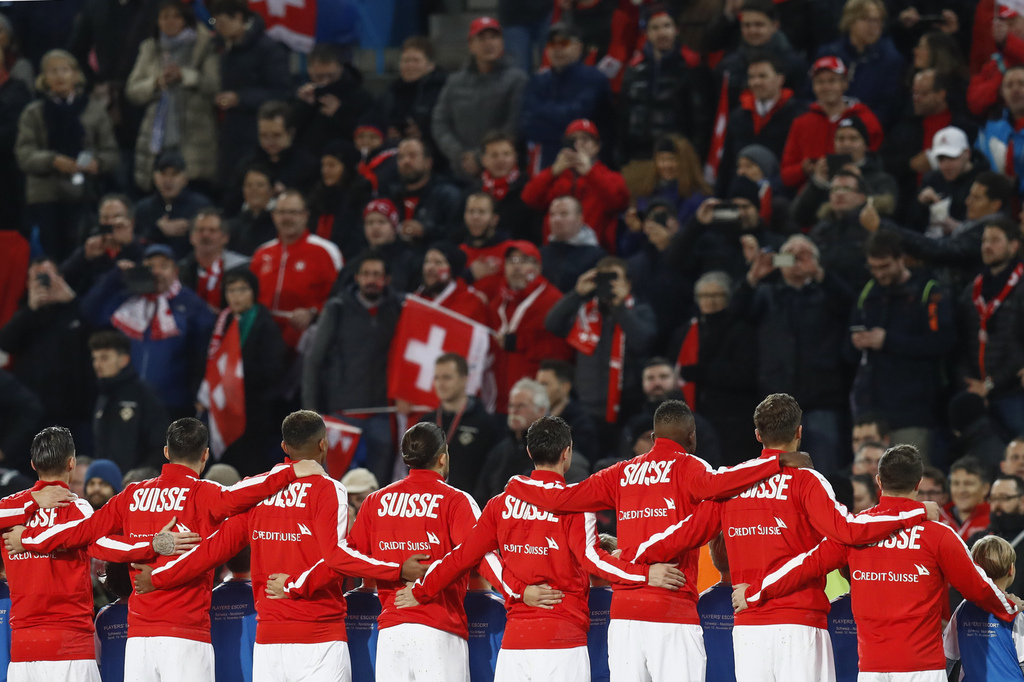 Les Suisses gagnent trois places au classement FIFA (archives).