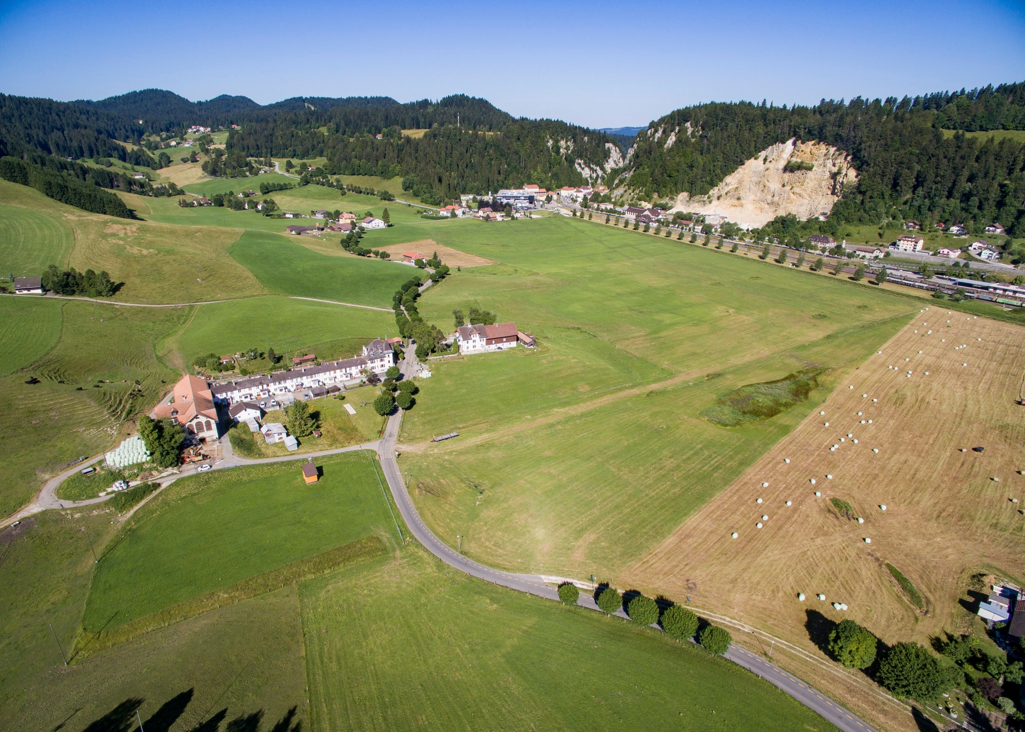 Vue de l'emplacement du futur  lac au Col-des-Roches

Le Locle,  le 20.07.2016
Photo : Lucas Vuitel 

 PLAINE DU COL-DES-ROCHES