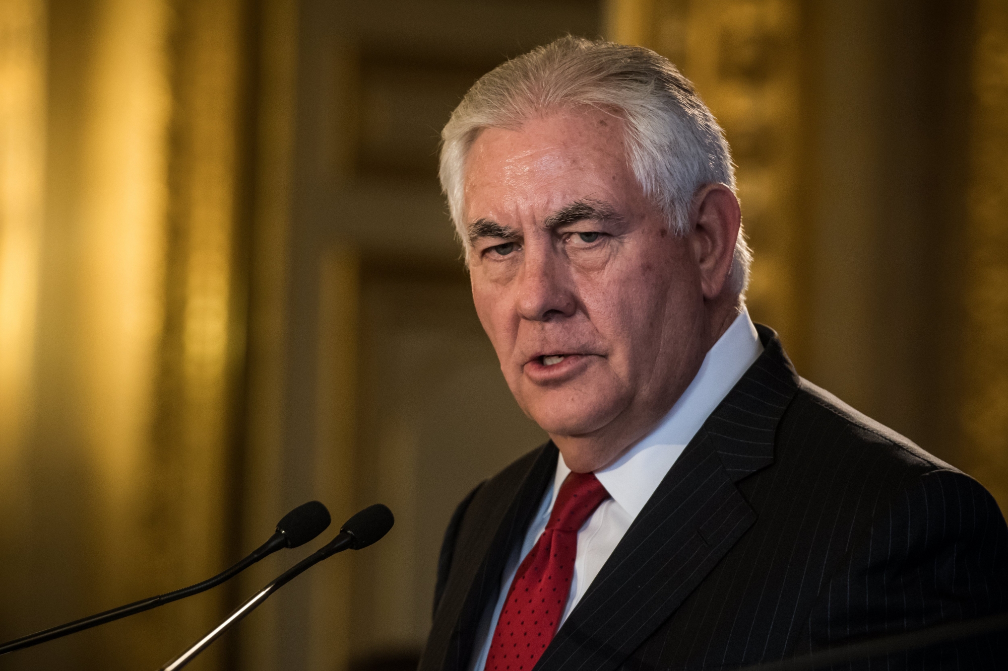 epa06376927  US Secretary of State Rex Tillerson during a joint press conference with his french counterpart after the meeting of the Lebanon International Support Group in Paris, France, 08 December 2017.  EPA/CHRISTOPHE PETIT TESSON FRANCE LEBANON MEETING DIPLOMACY