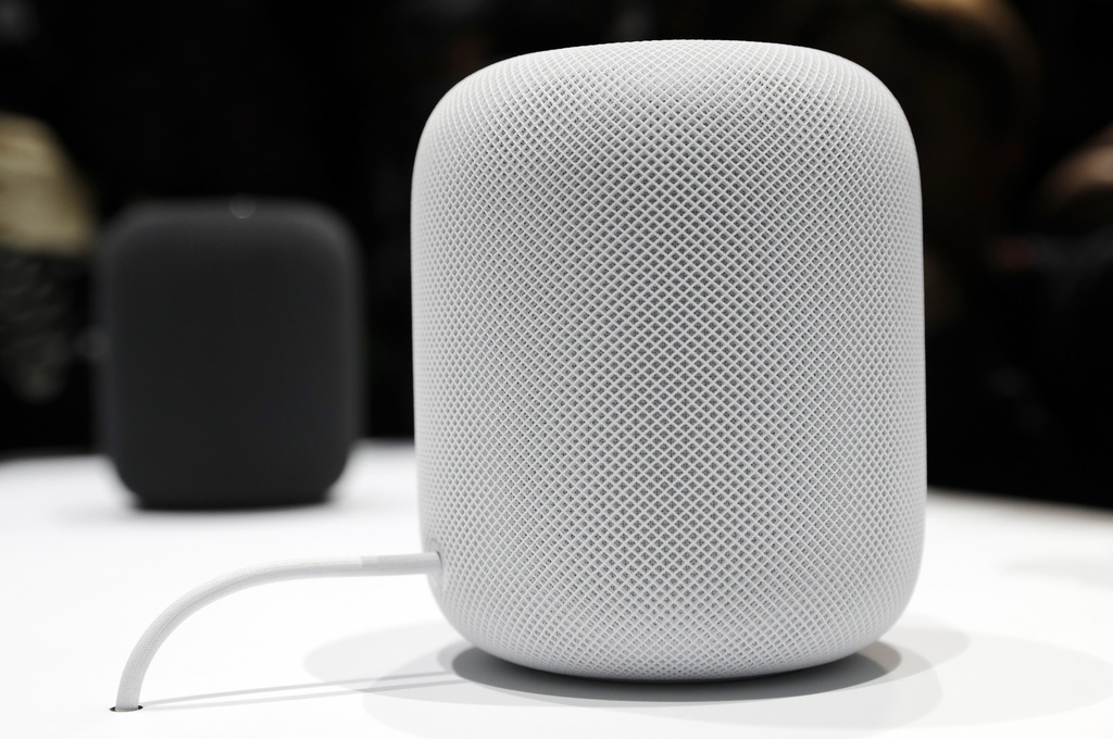 Fonctionnant avec l'assistant vocal Siri, HomePod est vendu 349 dollars (331 francs).