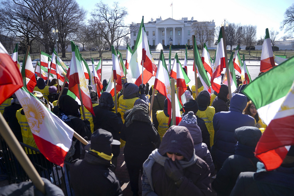 L'Union européenne soutient la liberté de manifestation en Iran. 