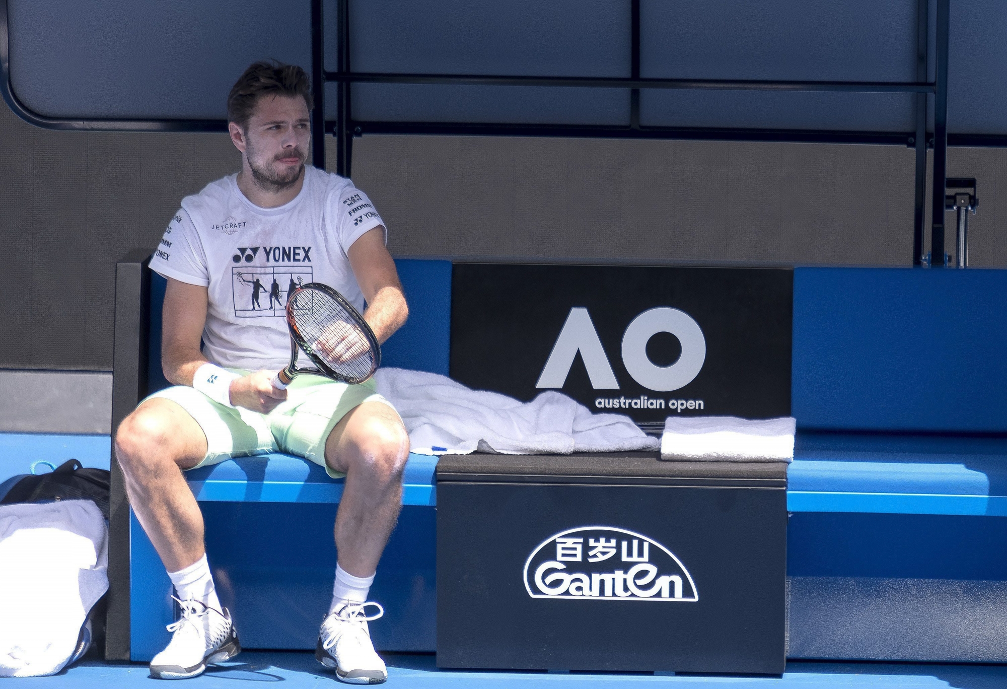 epa06425975 Swiss tennis player Stan Wawrinka during a practice session ahead of the Australian Open tennis in Melbourne, Victoria, Australia, 09 January 2018. The Australian Open starts on 15 January.  EPA/LUIS ENRIQUE ASCUI  AUSTRALIA AND NEW ZEALAND OUT AUSTRALIA TENNIS AUSTRALIAN OPEN GRAND SLAM