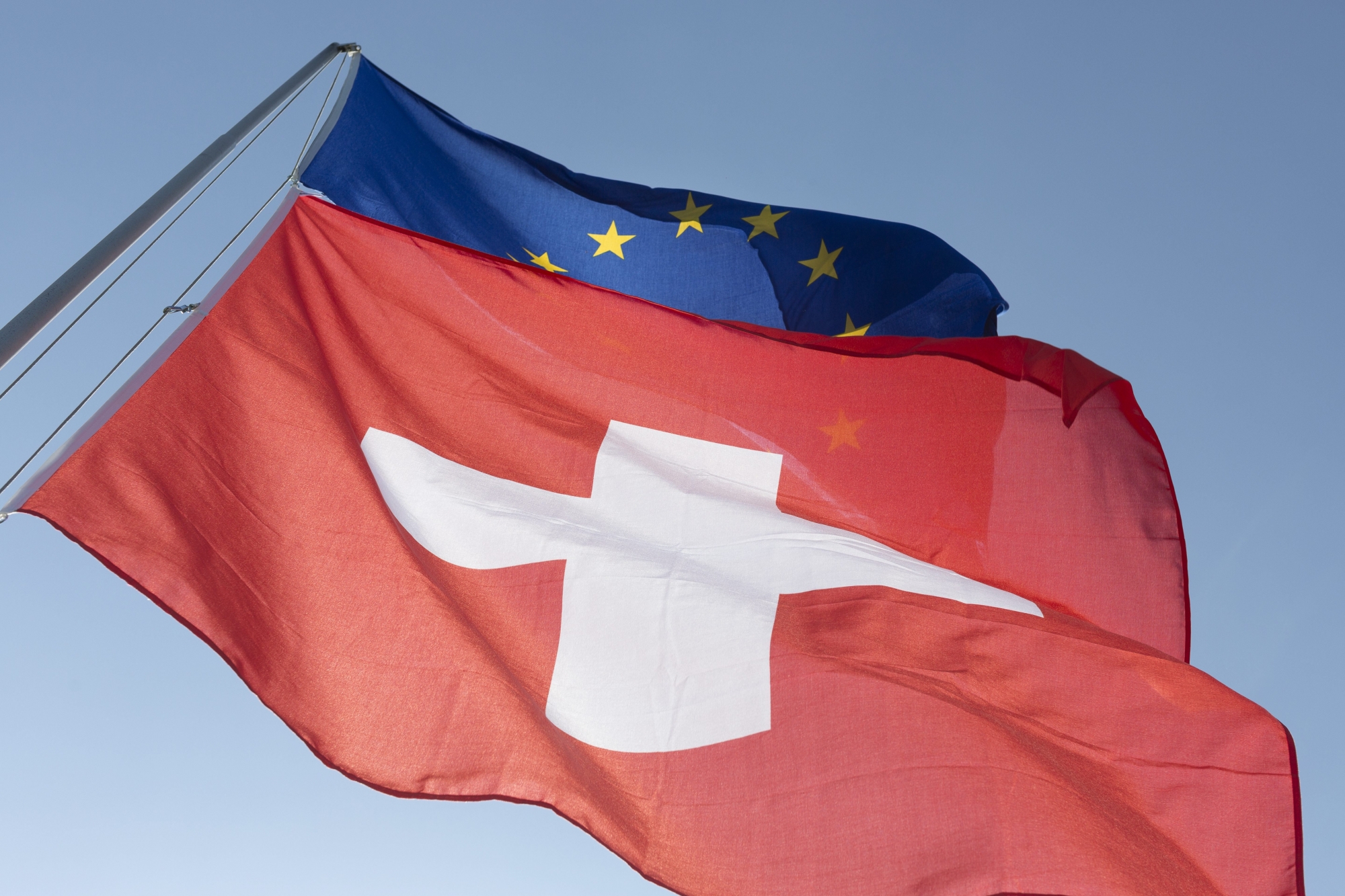 Les accords bilatéraux entre la Suisse et l'Union européenne sont remis en cause.