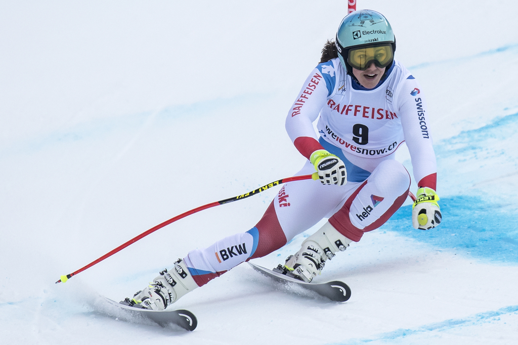Wendy Holdener of Switzerland in action during the Super-G run of the women's Alpine Combined race at the Alpine Skiing FIS Ski World Cup in Lenzerheide, Switzerland, Friday, January 26, 2018. (KEYSTONE/Jean-Christophe Bott)