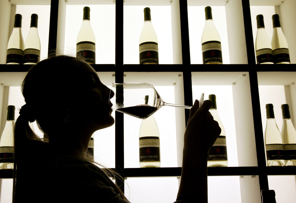"Les études scientifiques montrent une augmentation du risque de cancer dès la consommation moyenne d'un verre par jour", souligne l'INCa.