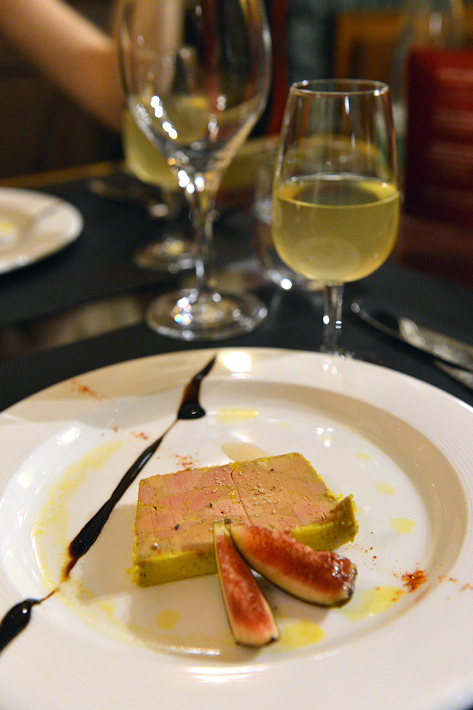 Du non filtré de la Ville de La Chaux-de-Fonds pour accompagner la terrine de foie gras au non filtré, à la carte de la Pinte neuchâteloise.