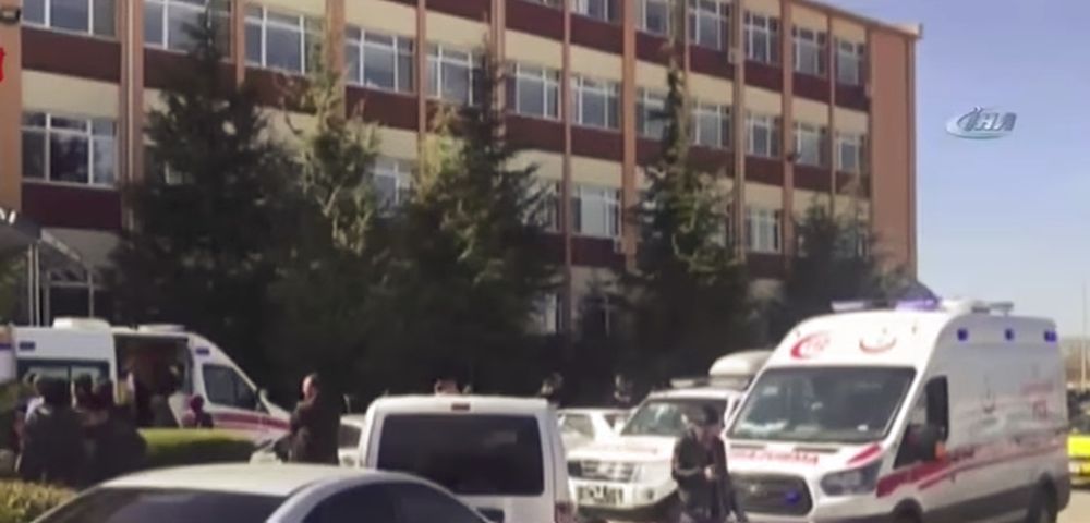 L'université d'Eskisehi a été la scène d'un drame ce jeudi. On déplore au moins quatre morts.