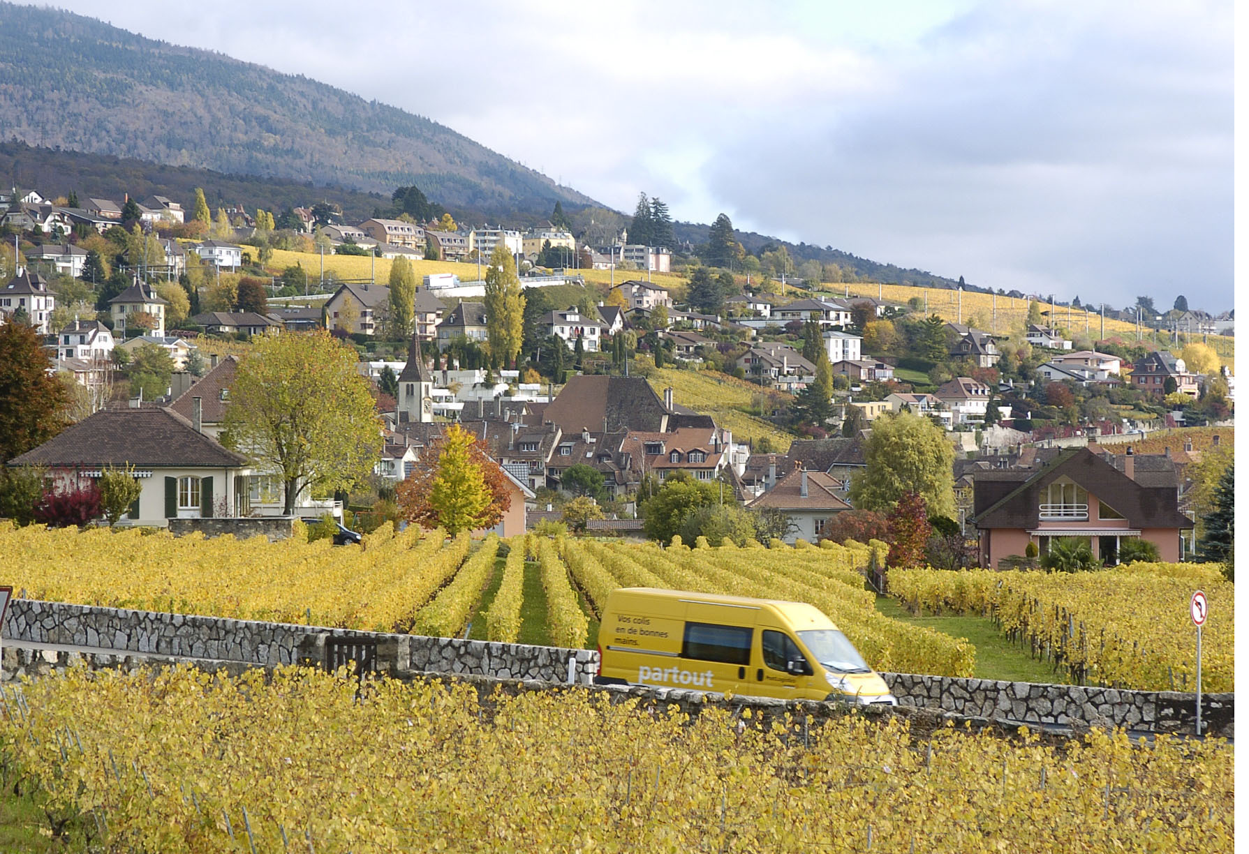 La Poste a décidé de fermer son bureau d'Auvernier. Mais la commune n'a pas encore tiré ses dernières cartouches.