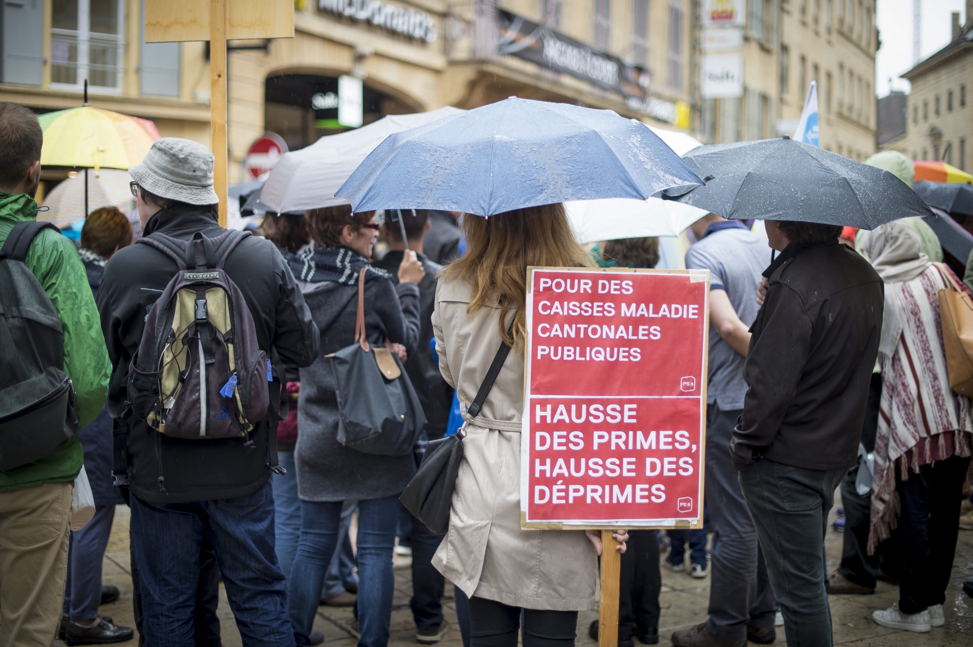 Lors d'une manifestation contre la hausse des primes de l'assurance maladie, fin 2016 à Neuchâtel.