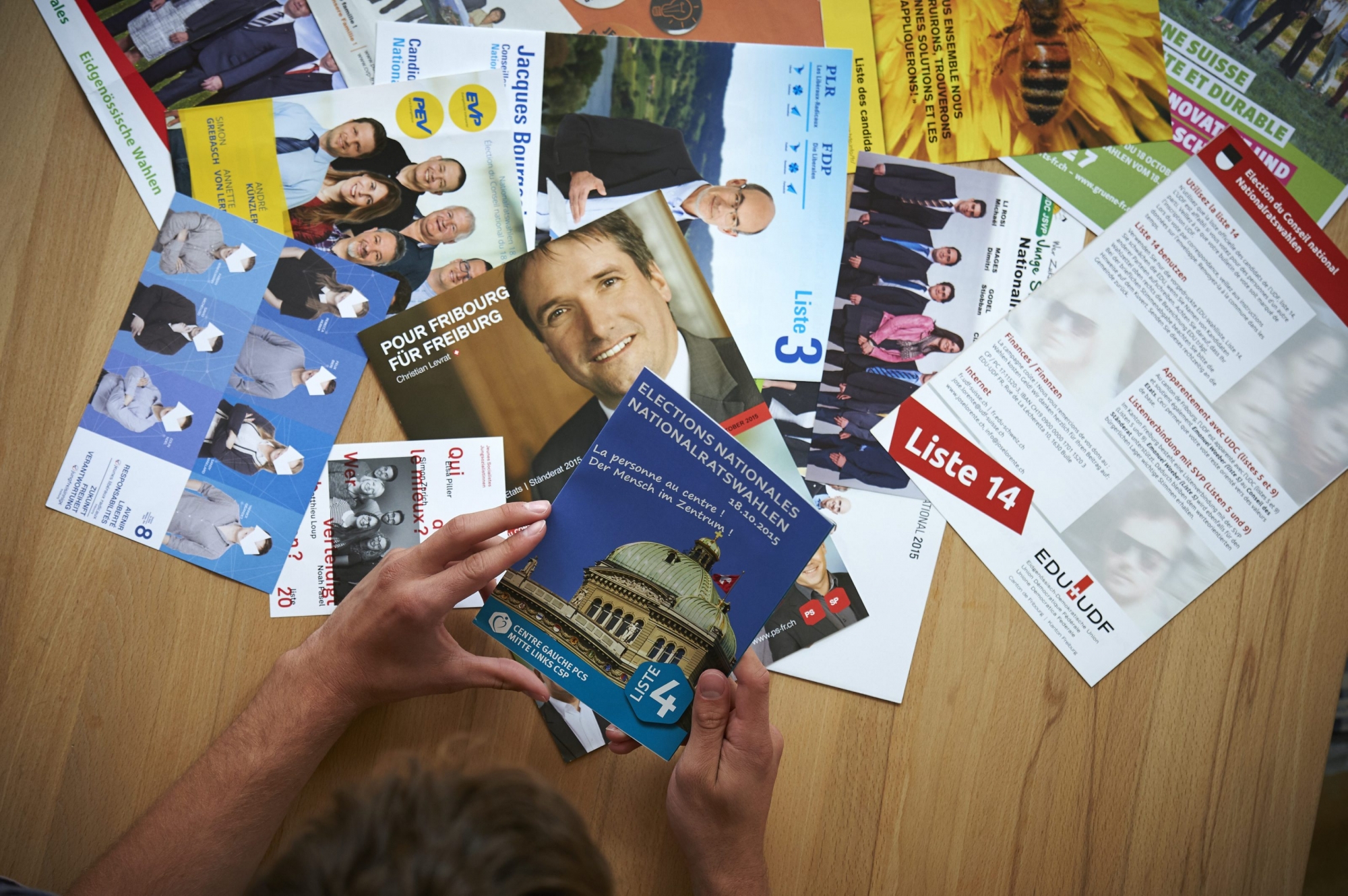 Nationale Wahlen 2015.
Bild: Wahlmaterial der Parteien 2015.

Foto: FN / Charles Ellena, Plaffeien, 28.09.2015 Wahlmaterial der Parteien 2015