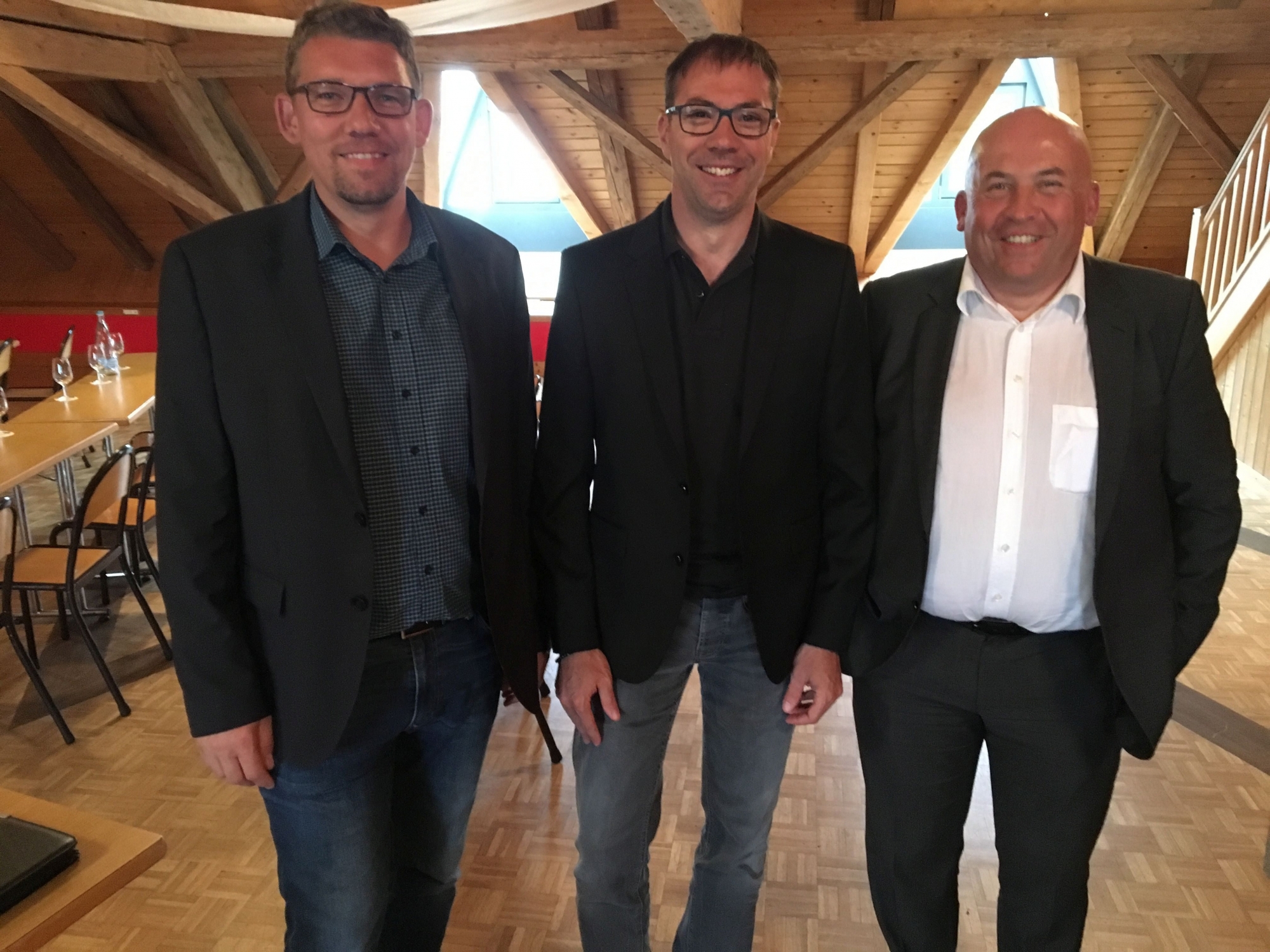 Thibault Richard (vice-président, à gauche), Christophe Masini et Olivier Calame vont diriger le nouveau comité du Moju du HCC.