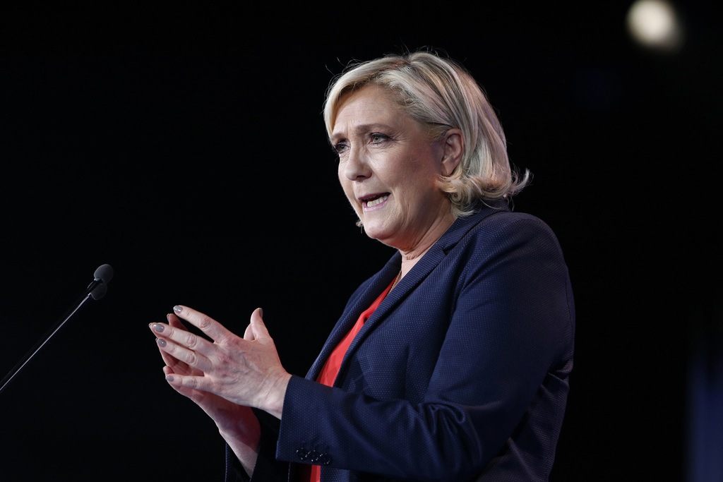 Marine Le Pen n'a pas été en mesure de prouver que son assistante a réalisé un travail concret pour l'UE.