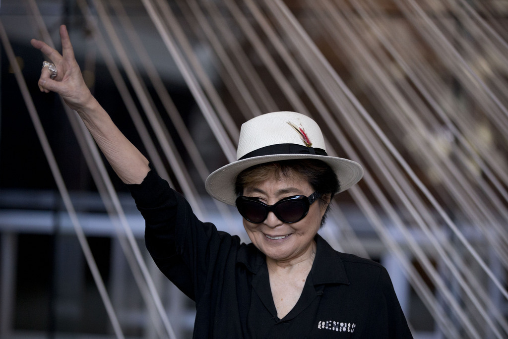 Yoko Ono était devenue une étoile montante de la musique avant-gardiste quand elle a rencontré John Lennon et est devenue sa seconde femme.