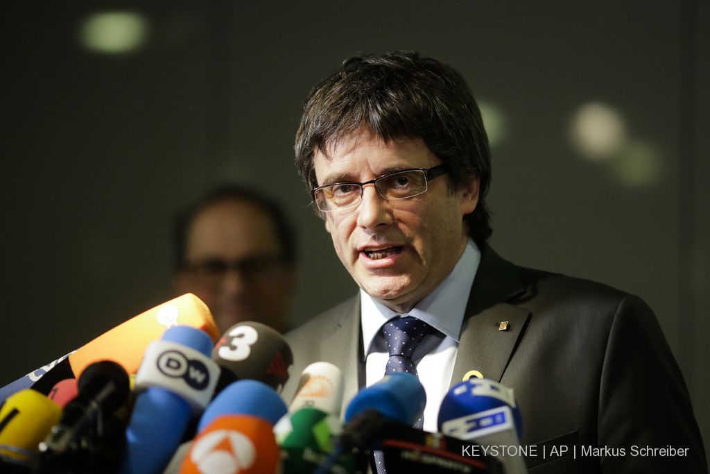 Carles Puigdemont et les autres dirigeants catalans ne sont officiellement plus recherchés par la justice internationale.