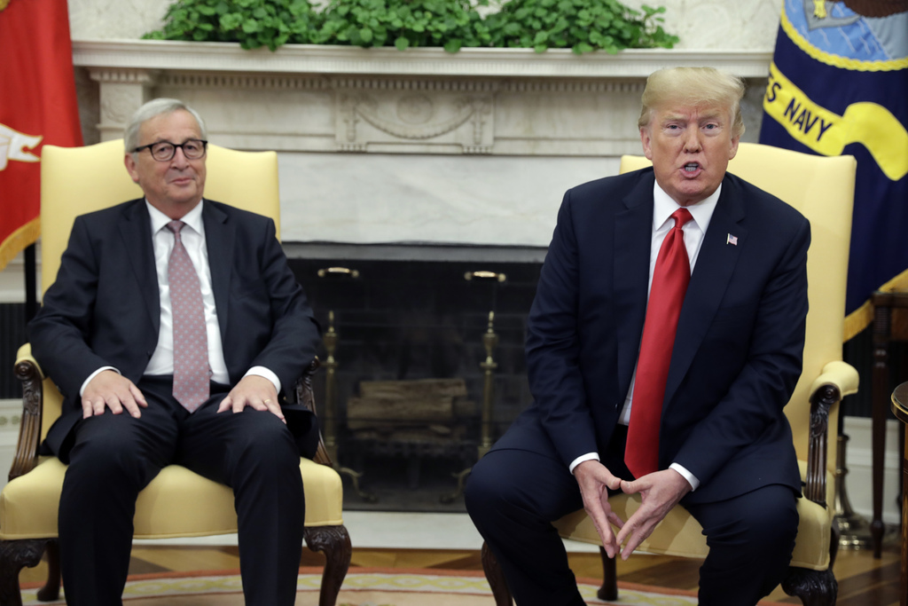 Donald Trump et Jean-Claude Juncker se sont mis d'accord sur l'objectif zéro taxe douanière entre les USA et l'EU.