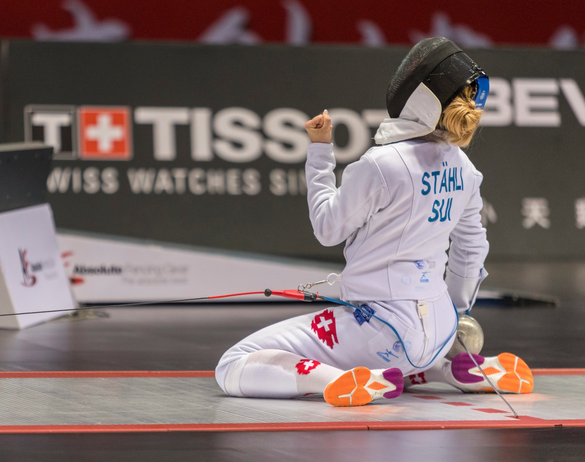 epa06903731 Laura Staehli of Switzerland reacts during match against Kseniya Pantelyeyeva (not pictured) from Ukraine in the women's Epee table of 64 match at the Fencing World Championships in Wuxi, China, 22 July 2018.  EPA/ALEKSANDAR PLAVEVSKI CHINA FENCING WORLD CHAMPIONSHIPS