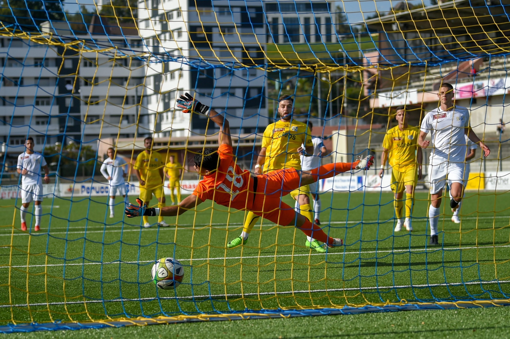 Lorsque Vedat Efendic a ouvert le score pour le FC La Chaux-de-Fonds, la journée s'annonçait bien pour les Chaux-de-Fonniers à ce moment-là...